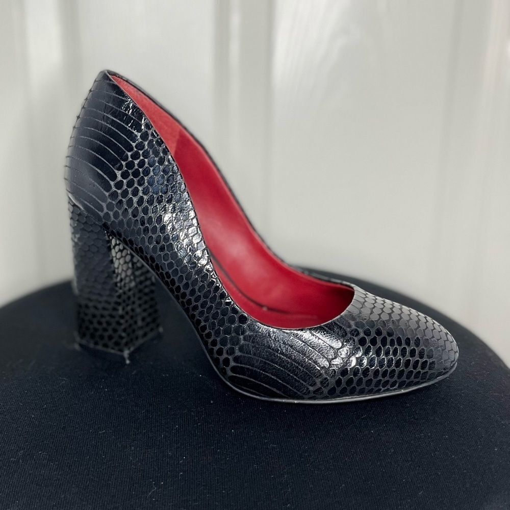 Shoes of Prey Snakeskin Heels​​​ - Picture 2 of 10